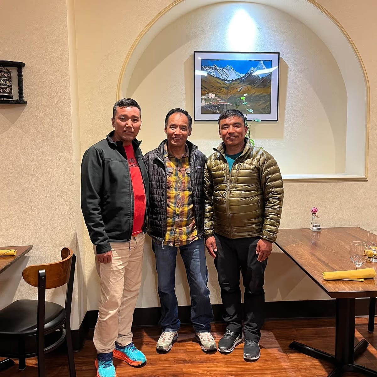 Everest Summiter Trio