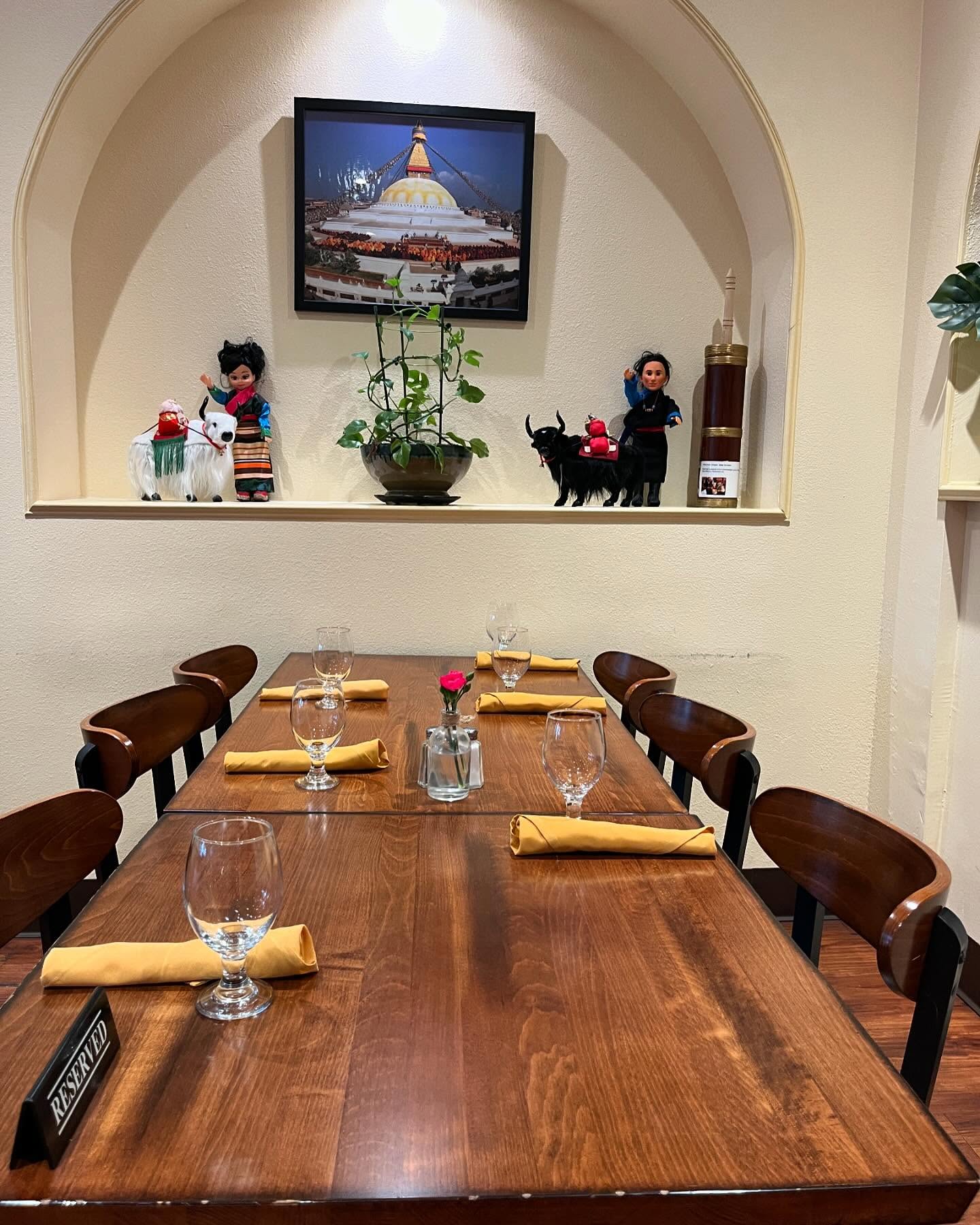 Dining Ambiance
