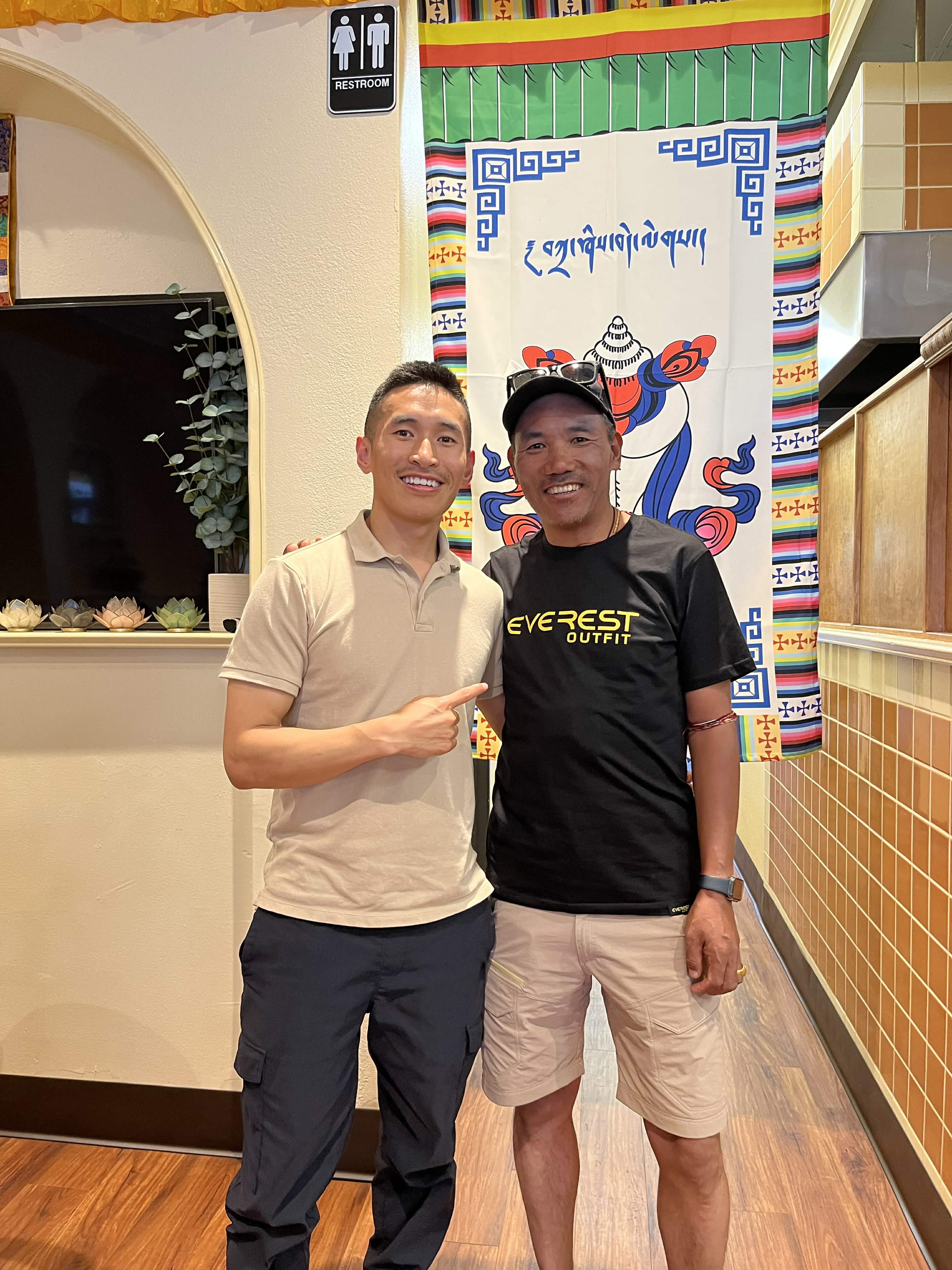 Everest Man Kami Rita Sherpa (Right)